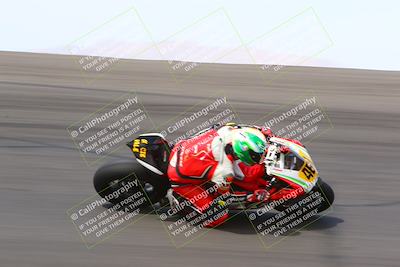 media/Apr-10-2022-SoCal Trackdays (Sun) [[f104b12566]]/Bowl (11am)/